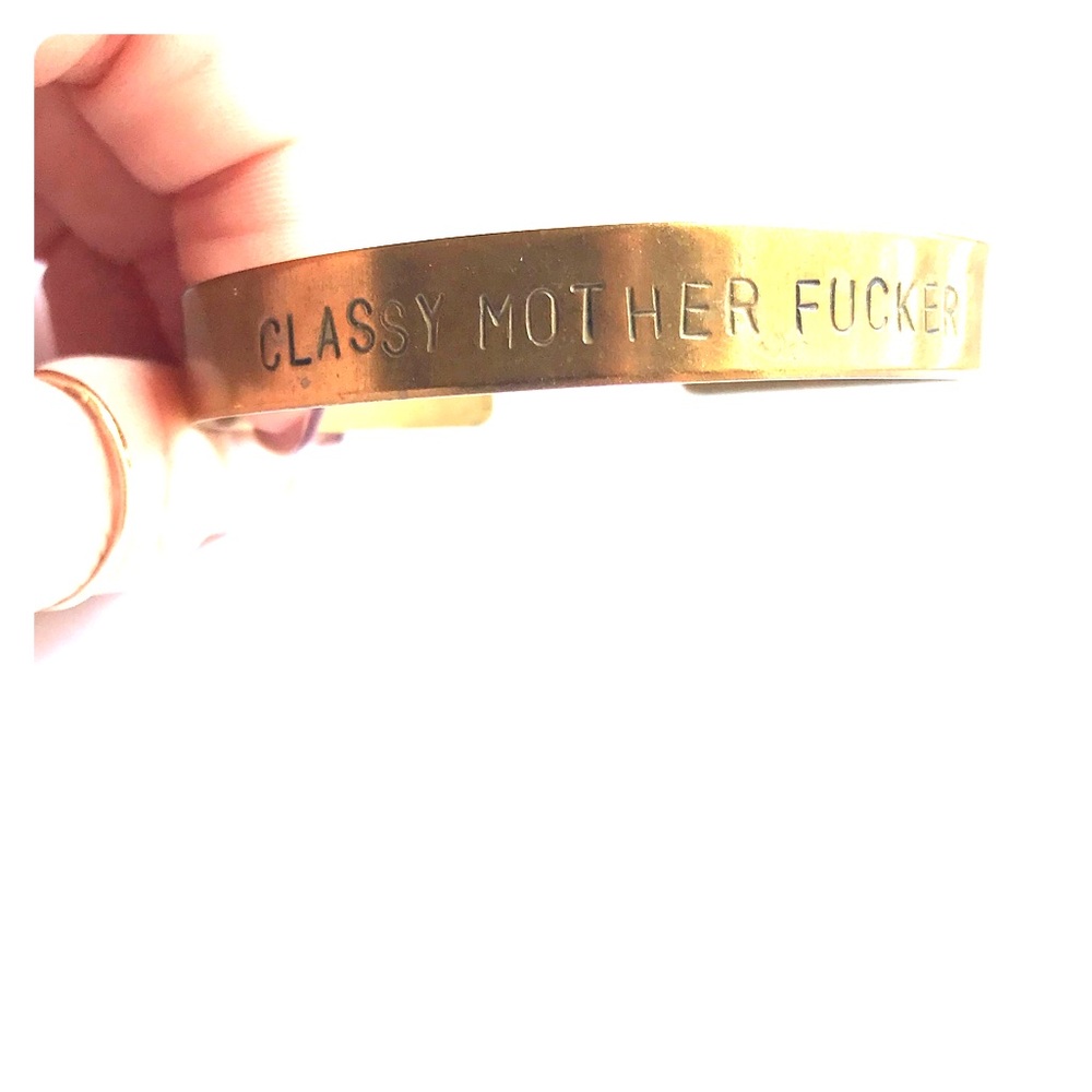 😎Sassy Statement bracelet